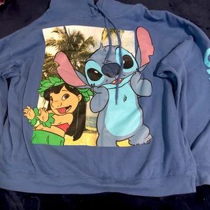 ✨Stitch sweater✨